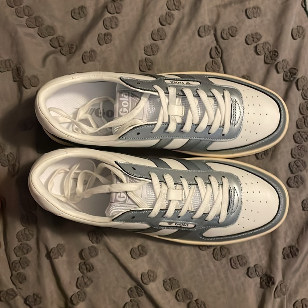 Gola White Sneakers with Classic Design and Thick Rubber Sole